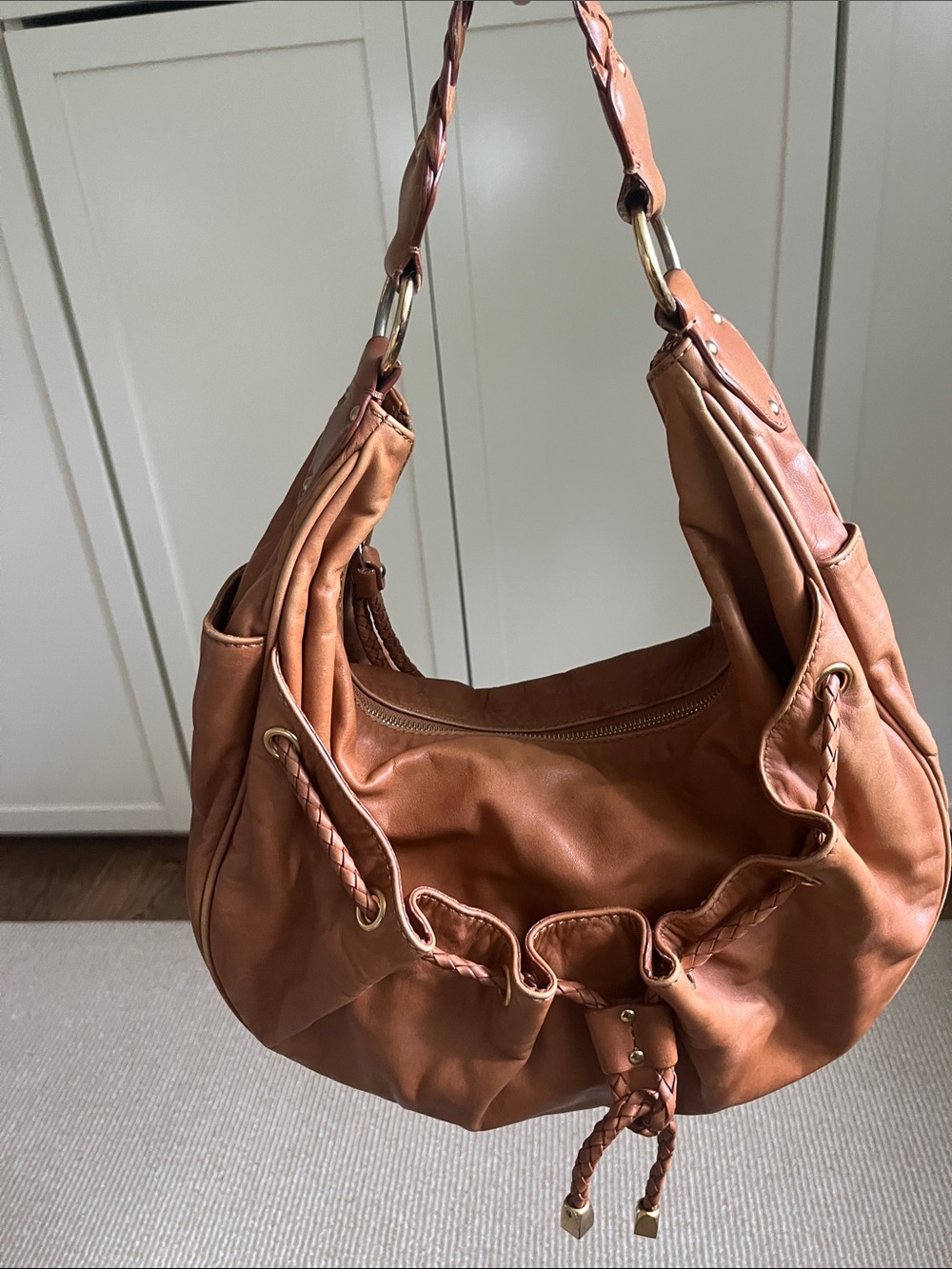 Ladies Camel shoulder bag
